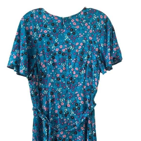 Calvin Klein Women's Size 8 Blue Ditsy Floral Knee Length Dress V-Neck - Picture 8 of 14